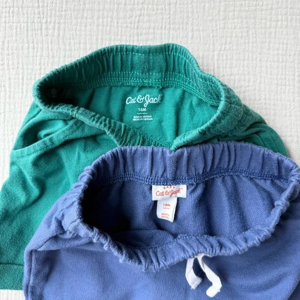 Bundle of 2 Cat & Jack Shorts in Green and Blue 12-18m